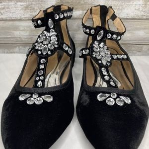 Badgley Mischka TEERA T GEM Black Velvet Jeweled Flats Ankle Straps Women’s 5
